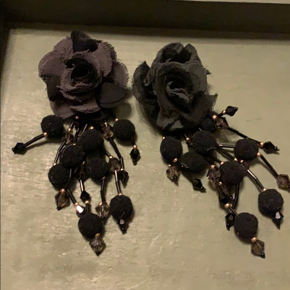 Black Flower Dangle Earrings